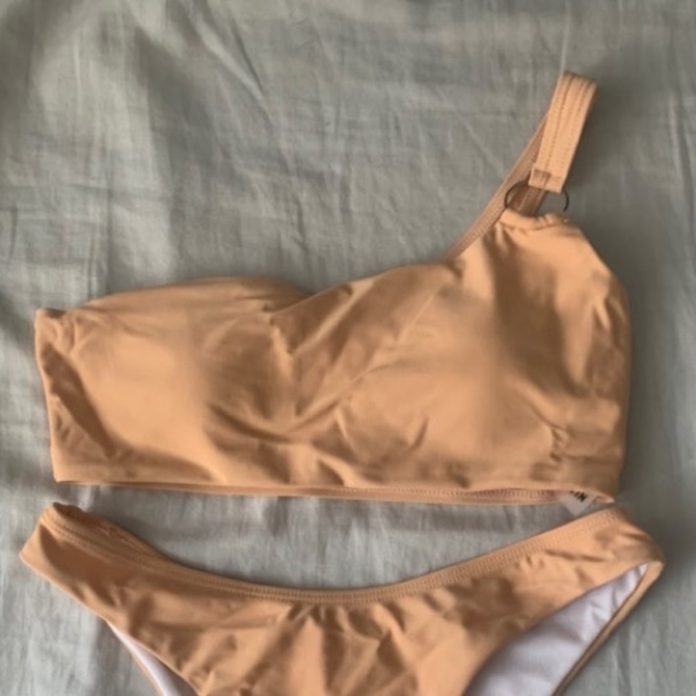 bikini